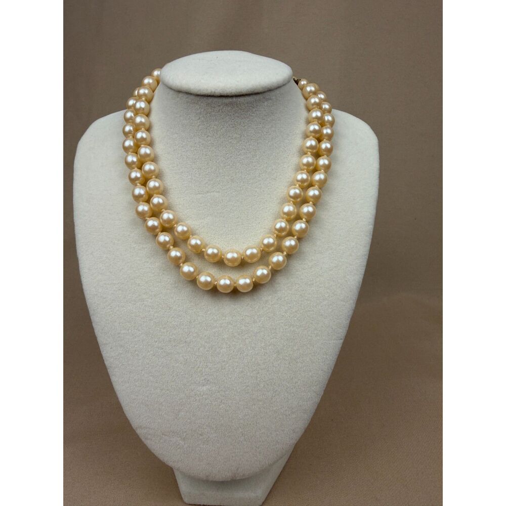 Vintage 1950s Knotted Cream Faux Pearl Necklace